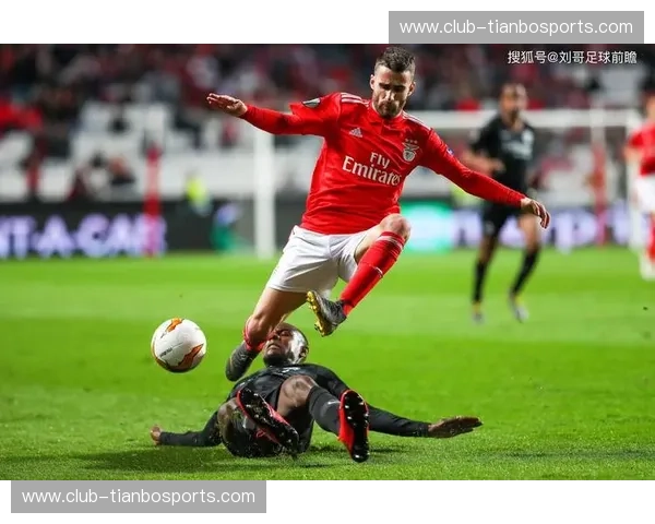 红蓝与正红的宿命之约：拜仁巴萨，欧冠苍穹下的终极博弈